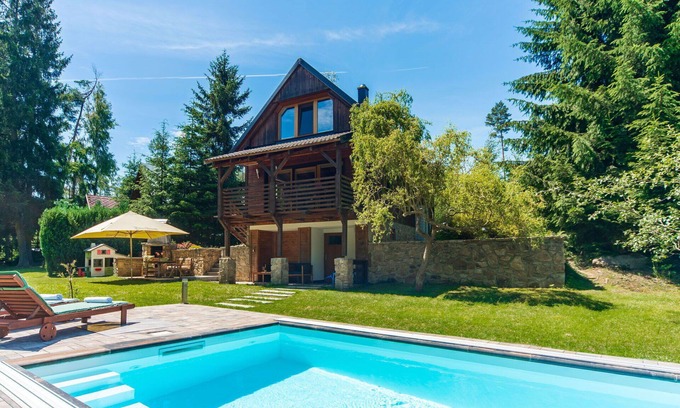 Blazejov House | Beautiful private villa with private pool, WIFI, TV, terrace, pets allowed and panoramic view