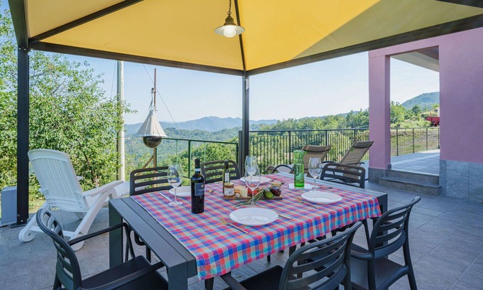 Maissana House | Beautiful private villa for 6 guests with WIFI, A/C, TV and terrace