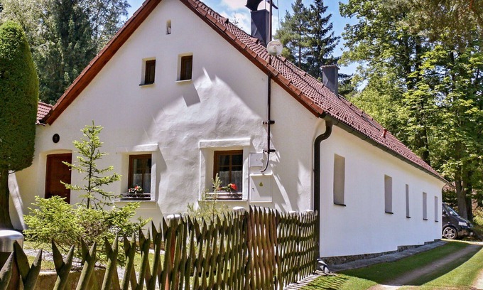Locenice Villa | Beautiful private villa for 8 people with private pool, WIFI, TV, terrace and pets allowed