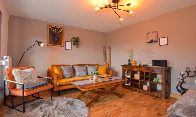 Goldlauter House | Beautiful private villa for 4 guests with WIFI, TV, terrace and pets allowed