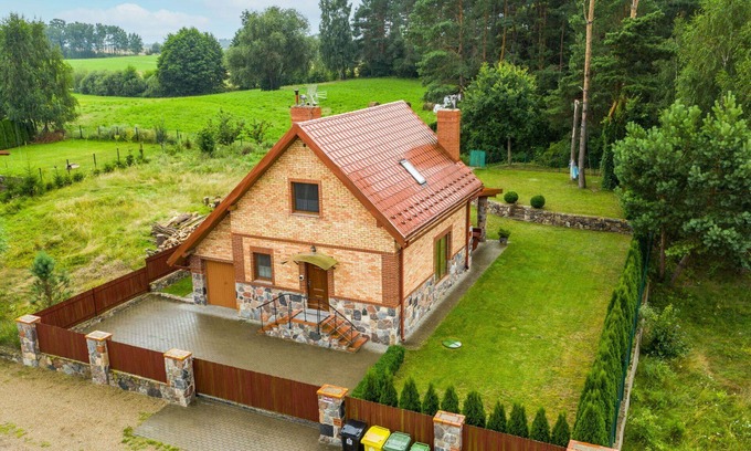 Kalinowo House | Beautiful private villa for 8 people with WIFI, TV, terrace and pets allowed