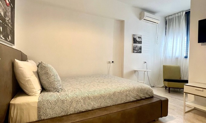 Old North Apartment | BEAUTIFUL RENOVATED 2 BEDROOMS APT ON THE BEACH - OLD NORTH TEL AVIV