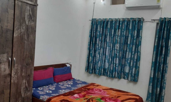 Raipur House | Beautiful Room, Best Location, Friendly Host, AC, Attached Bathroom, Kitchen