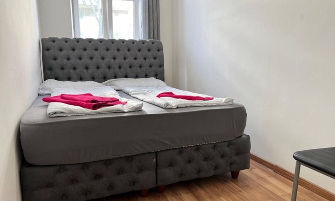 Simmering Apartment | Beautiful Room in Modern Flat – Simmering Area