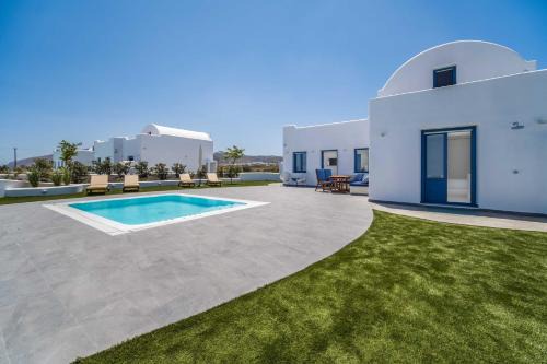 Karterados Villa | Beautiful Santorini Villa 2 Bedrooms Villa Journey Private Pool Magical Sea Views Karterados