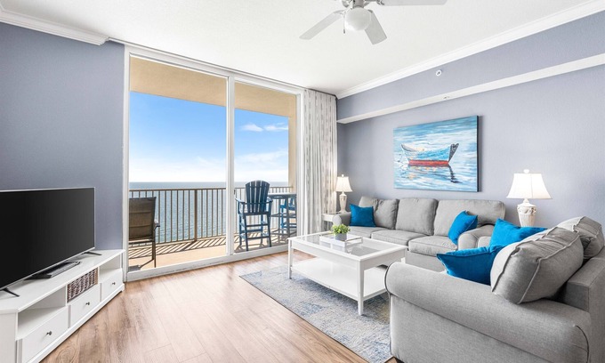 Panama City Beach Condo | Beautiful, Spacious condo! Sept 24 - Oct 3rd Open!