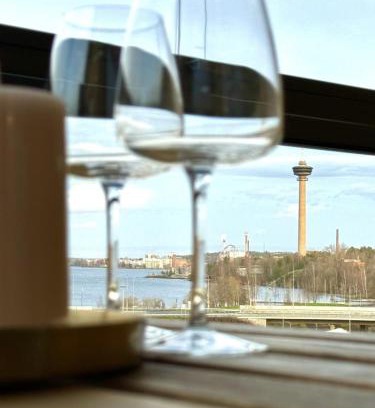 Tampere Apartment | Beautiful two-room apt with lake Näsijärvi views