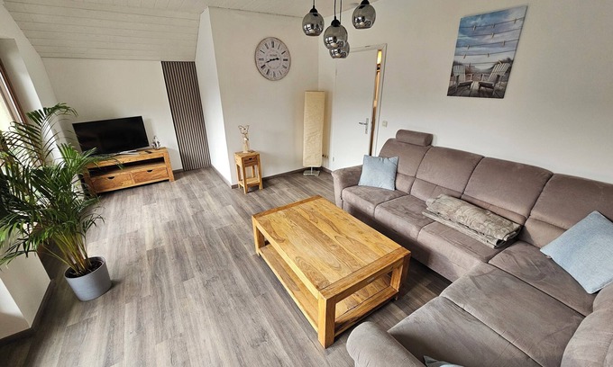 Bad Konig Apartment | Beautiful vacation apartment on the edge of the forest with three bedrooms.