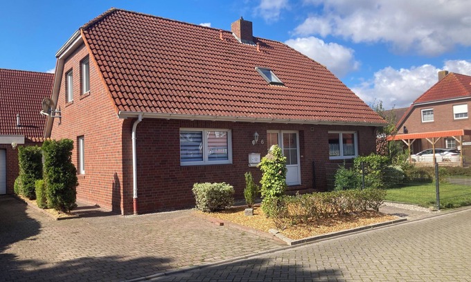 Krummhoern Apartment | Beautiful vacation apartment Lütje Campen in East Frisia with dog near the lighthouse