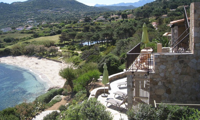 Marine de Davia House | Beautiful vacation home by the sea with direct access to the sea, near Ile Rousse