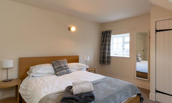 Alvie House | Beautiful villa for 4 guests with WIFI, TV, patio and pets allowed