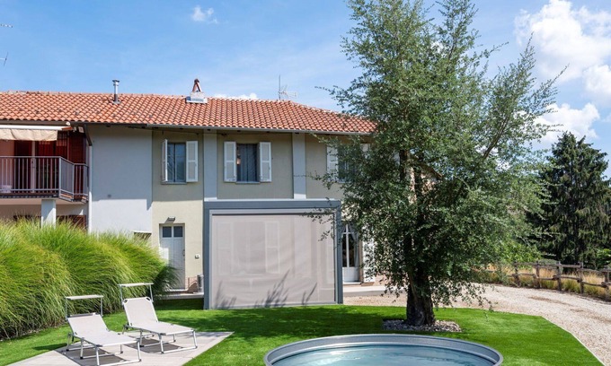 Portacomaro House | Beautiful villa for 4 people with WIFI, private pool, TV and terrace