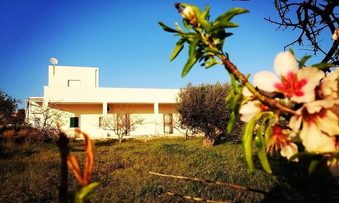 Cava dʼAliga Villa | Beautiful Villa in Sicily facing the sea of Cava d'Aliga