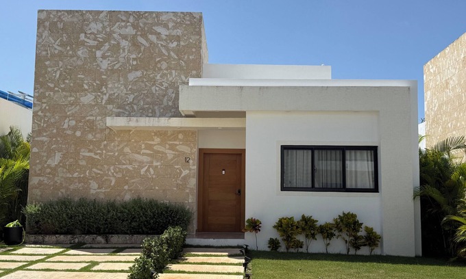 Punta Cana Villa | Beautiful villa in punta Cana, 6 minutes from the beach. A quiet gated community