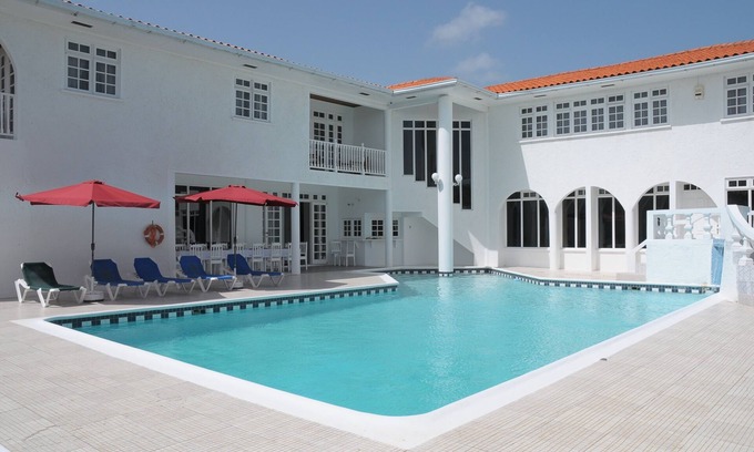 Mammee Bay Estates Villa | Beautiful Villa, large pool, Jacuzzi, Private Beach, Air condition, Poolside Bar
