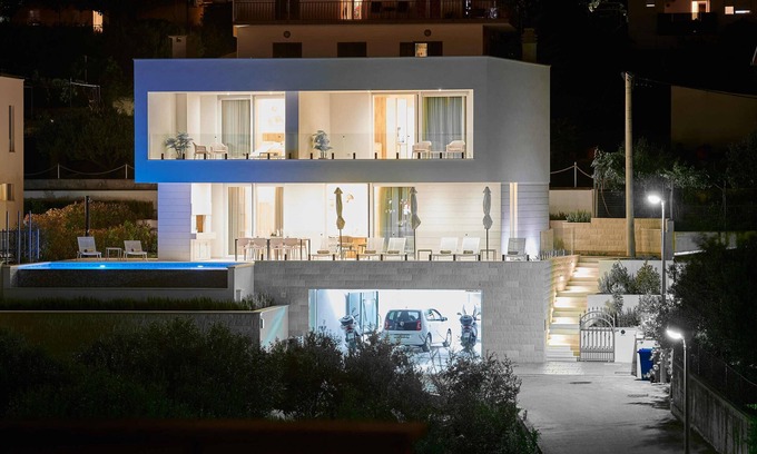 Trogir Villa | Beautiful villa Trogir 2 with sea view- 2 min from the beach