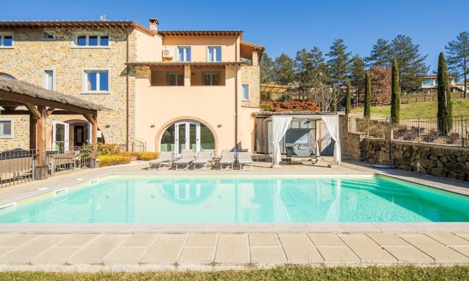 Porrena Villa | Beautiful villa with private lawn, pool and luxury SPA by VacaVilla