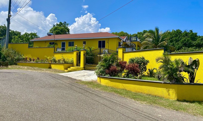 Silver Sands Villa | Beautiful Yellowbird Villa – Your Perfect Escape in the Sun!