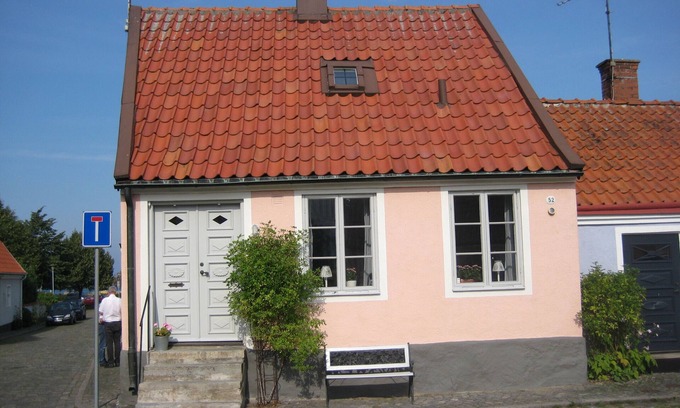 Simrishamn House | Beautifully renovated Gatuhus in the old town of Österlen's onlytown Simrishamn