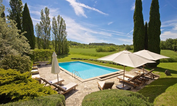 Roussillon Other | Beautifully renovated Artist’s farmhouse in Provence, large heated pool & sauna