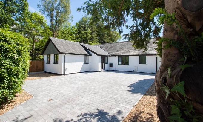 Waterhead Cottage | BECKFOOT, family friendly, luxury holiday cottage in Ambleside