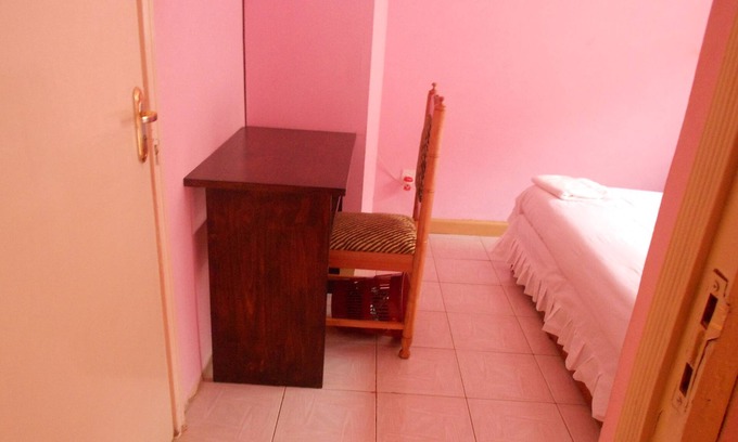 Eldoret House | Bed and Breakfast Accommodation