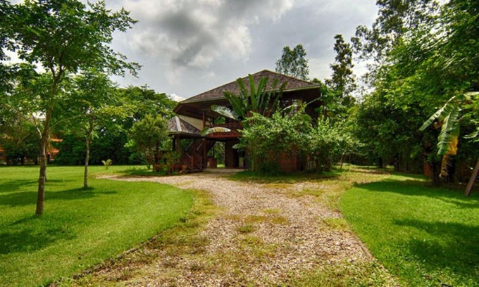 Ban Du House | Bed & Breakfast Chiang Rai