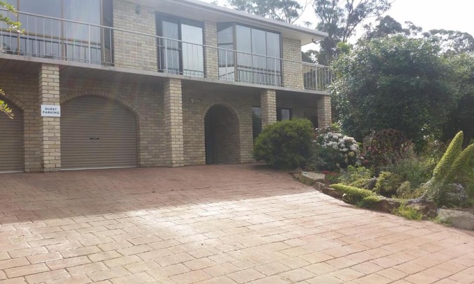 Orford Bed & Breakfast | Beezneez B&B