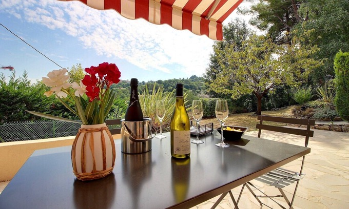 Les Baraques House | Bel Appart 50 m2 Dans le Site Classé de Mougins, Clim Terrasse