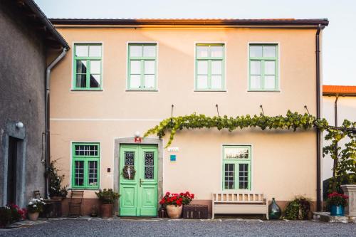 Ilirska Bistrica House | BELAKAPA Authentic house with garden and free parking