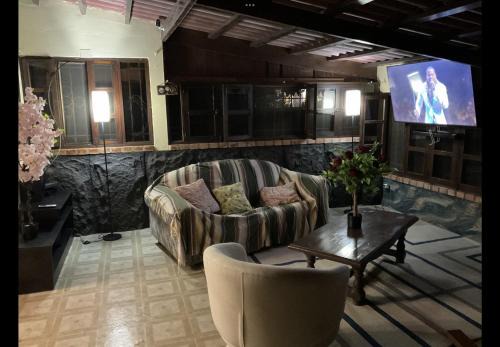 Cerro Azul Ski Chalet | Bella casa en cerró azul PANAMÁ