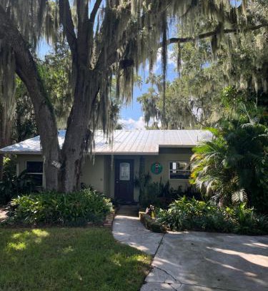 Lake Placid House | Bellas Bungalows