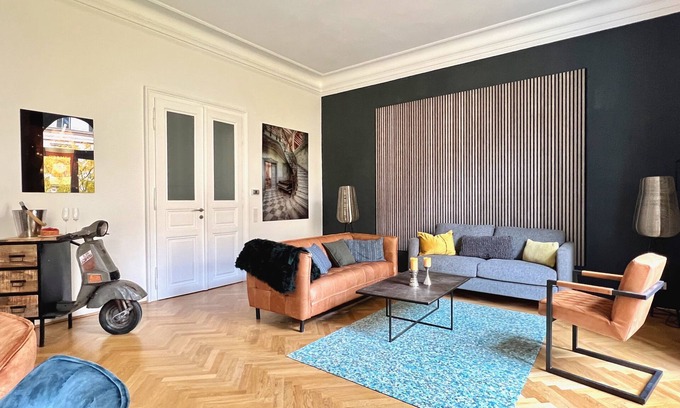 Mariahilf Apartment | BELLE ART *Design Suite in the heart of Vienna*