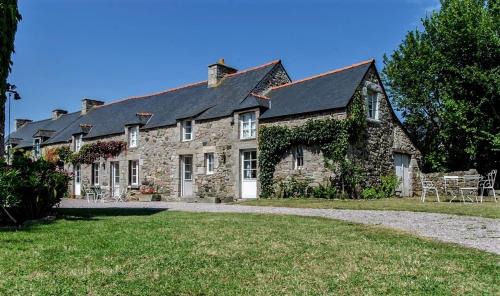 Plevenon House | Belle longère de charme au calme, 10 - 12 personnes, 5 mn des plages et GR 34