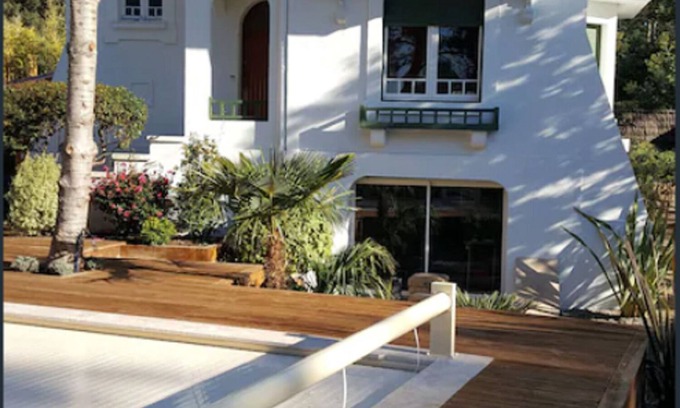Le Moulleau House | Belle Villa Art & Deco - Piscine Privée et Chauffée à 200 Mètres de la Plage