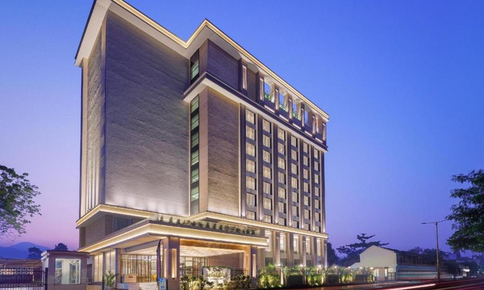 Junagadh Hotel | Bellevue Sarovar Premiere Junagadh