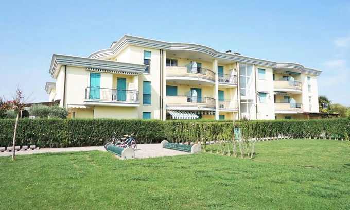 Torre di Fine Apartment | Belvilla by OYO Tigli B148