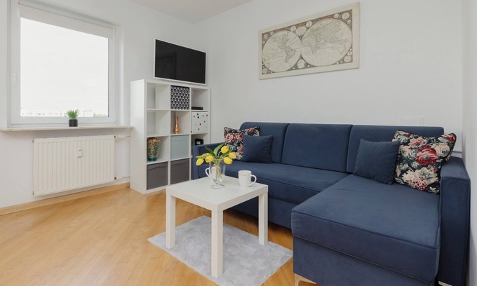 Bemowo Apartment | Bemowo Powstanców Slaskich by Renters