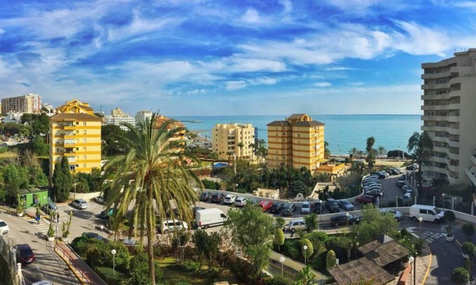Benalmadena Costa Apartment | Benal Beach – Beachfront studio with sea vew in Benalmádena