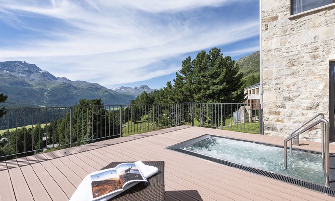 St. Moritz Hotel | Berghotel Randolins