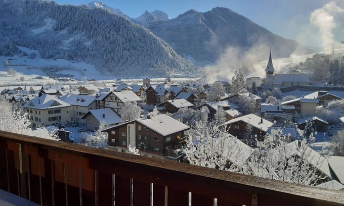 Zweisimmen Apartment | Bergluft by Interhome