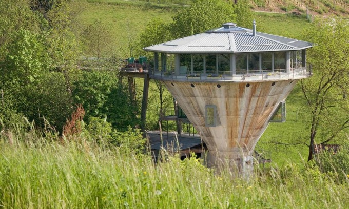 Herznach Bed & Breakfast | Bergwerksilo Herznach