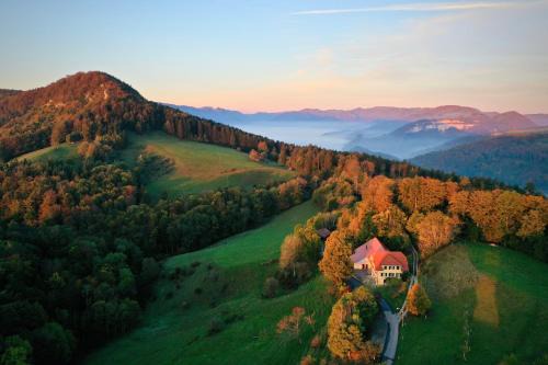 Oberbuchsiten Hotel | Bergwirtschaft Tiefmatt
