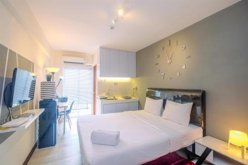 Depok Apartment | Best and Simply Homey Studio Cinere Resort Apartment By Travelio