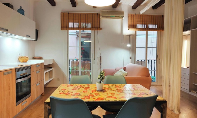 El Born Apartment | Best location in El Born, modern & super comfy