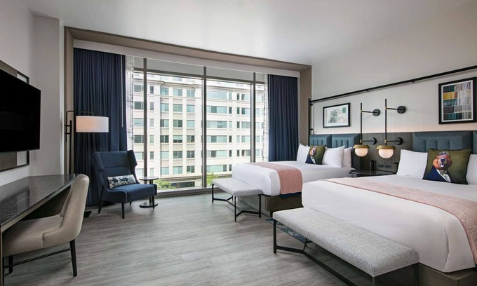 North Capitol Street Hotel | Best Place to Unwind! Two Homely Units with DC Landmark View, Pet-friendly!