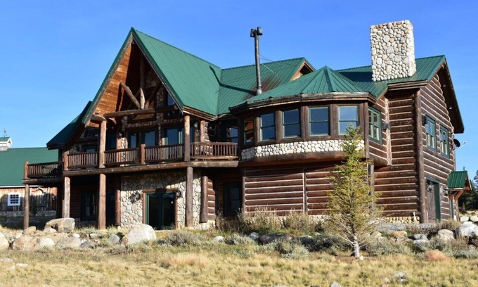 Alma House | Best Views in Park County! Ski at Breck!