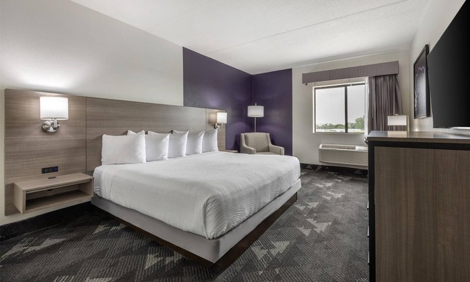 Bolingbrook Hotel | Best Western Bolingbrook Hotel
