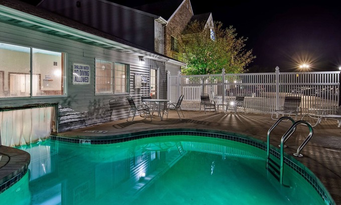 Dodgeville Hotel | Best Western Dodgeville Inn & Suites