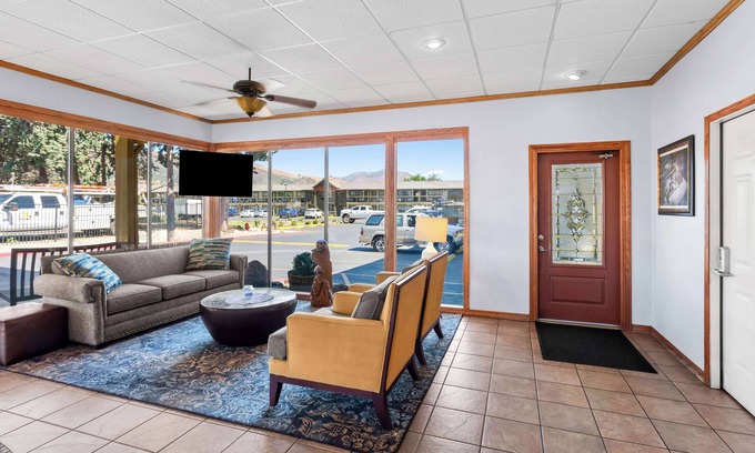 Yreka Hotel | Best Western Miner's Inn
